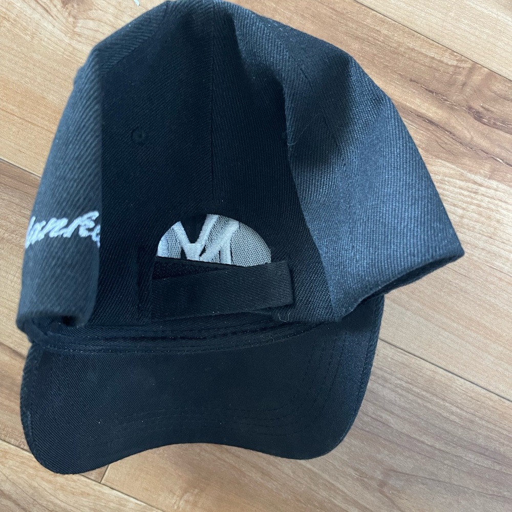 Yankees Baseball Cap - Picture 4 of 4